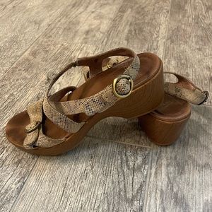Dansko sandals. Size 38. US women’s 7.5. Tan Snake Print